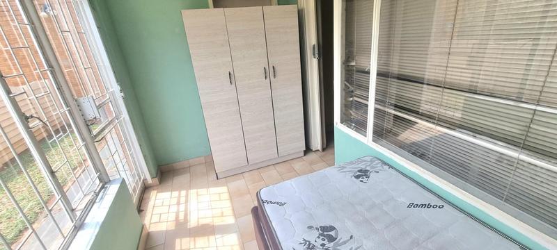2 Bedroom Property for Sale in Eldoraigne Gauteng