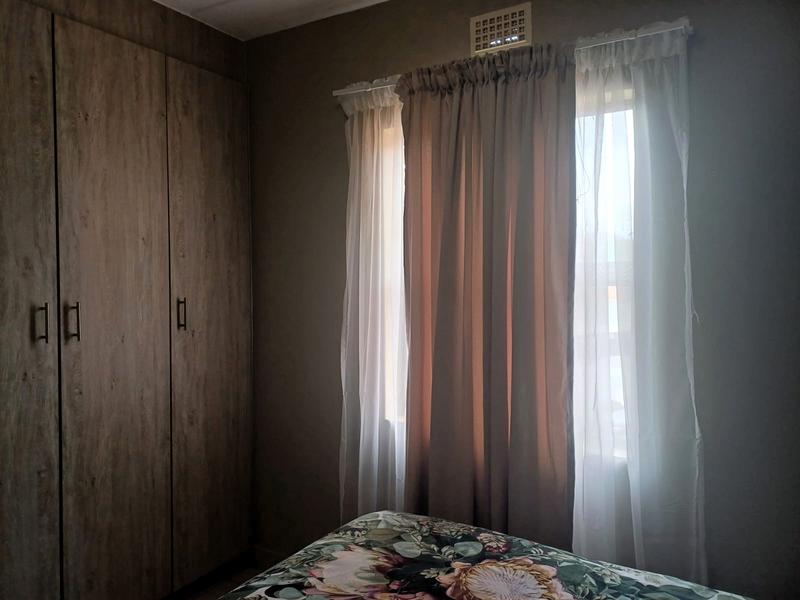 2 Bedroom Property for Sale in Heuweloord Gauteng
