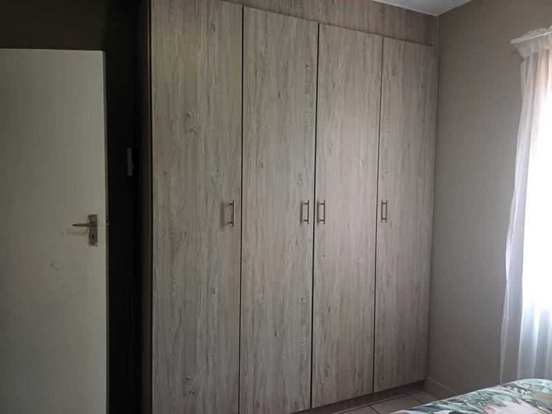 2 Bedroom Property for Sale in Heuweloord Gauteng