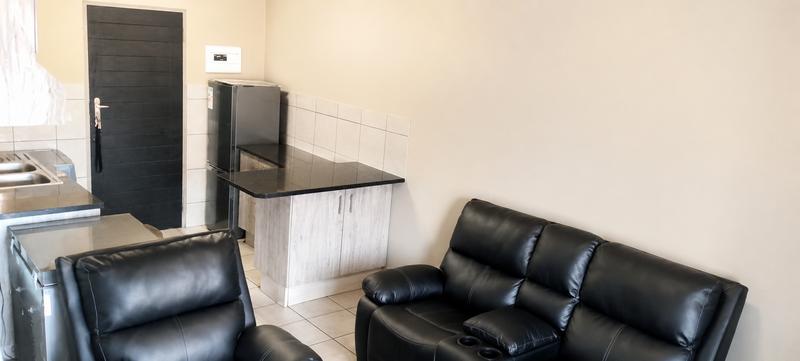 2 Bedroom Property for Sale in Heuweloord Gauteng