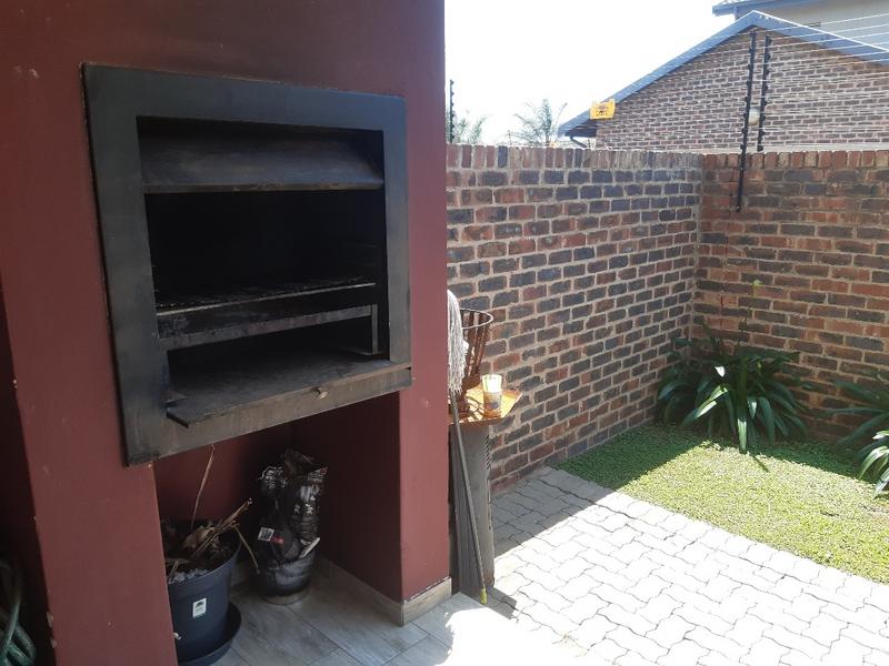 3 Bedroom Property for Sale in Doornpoort Gauteng