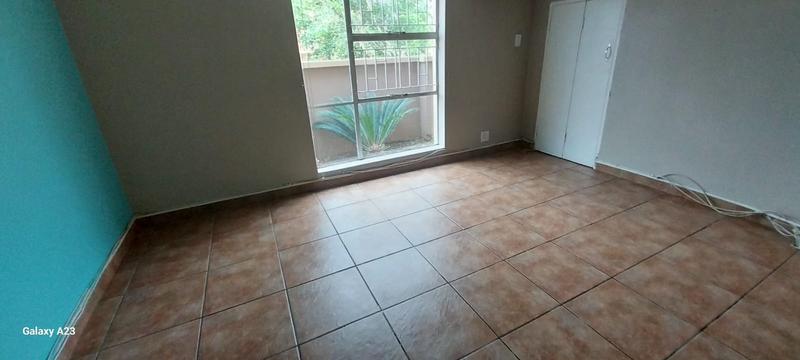 2 Bedroom Property for Sale in Vanderbijlpark SE 4 Gauteng