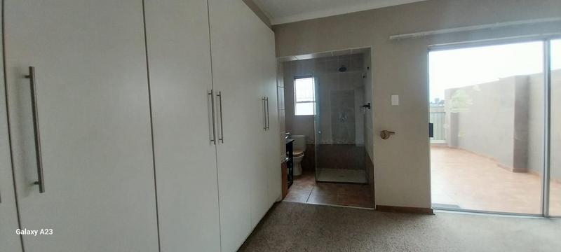 2 Bedroom Property for Sale in Vanderbijlpark SE 4 Gauteng