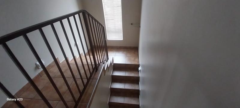 2 Bedroom Property for Sale in Vanderbijlpark SE 4 Gauteng