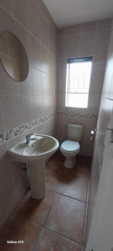 2 Bedroom Property for Sale in Vanderbijlpark SE 4 Gauteng