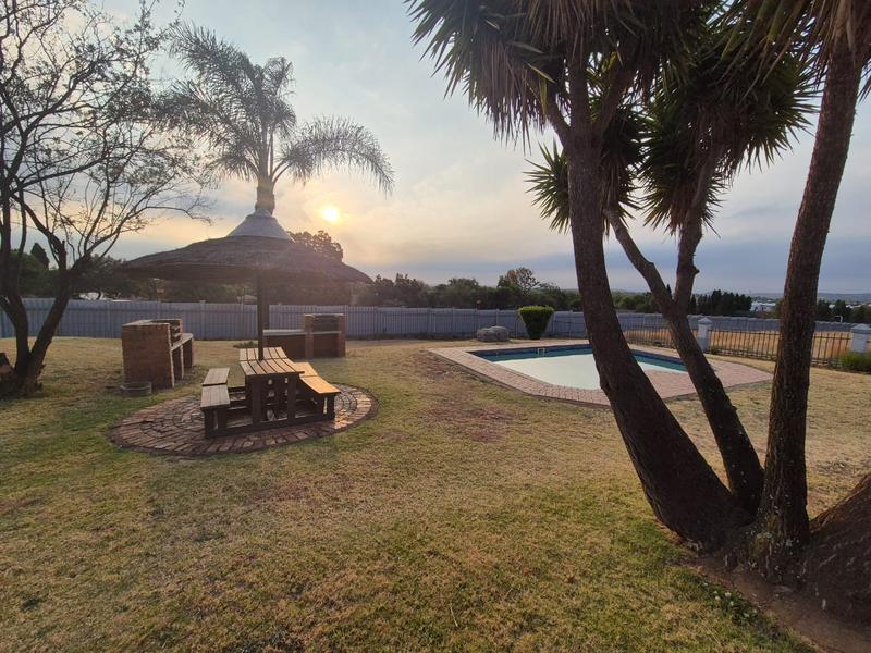 2 Bedroom Property for Sale in Rietvalleirand Gauteng