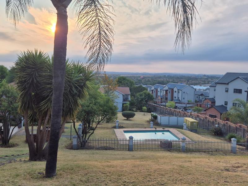 2 Bedroom Property for Sale in Rietvalleirand Gauteng