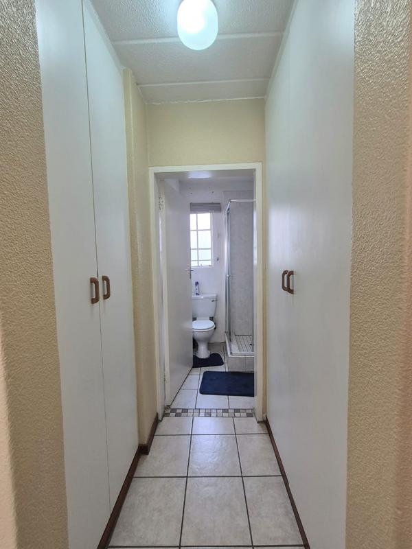 2 Bedroom Property for Sale in Rietvalleirand Gauteng