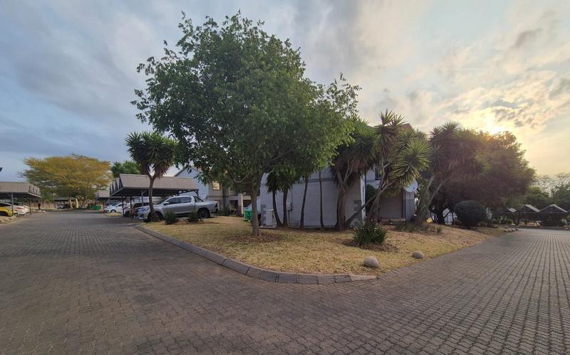 2 Bedroom Property for Sale in Rietvalleirand Gauteng