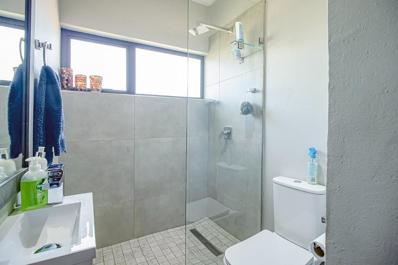 4 Bedroom Property for Sale in Leeuwfontein Gauteng