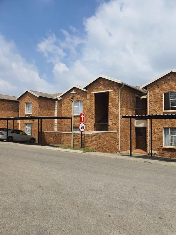 2 Bedroom Property for Sale in Honeypark Gauteng