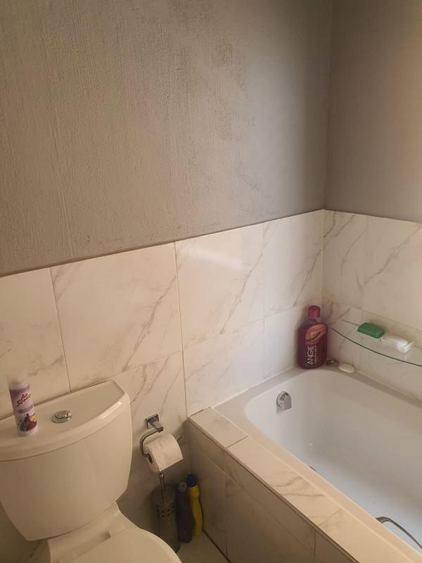 2 Bedroom Property for Sale in Honeypark Gauteng