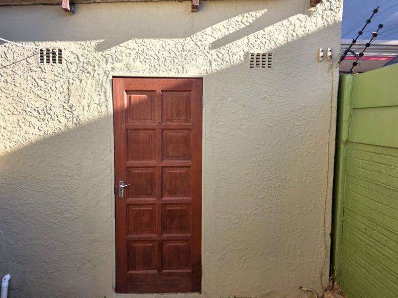 To Let 3 Bedroom Property for Rent in Kibler Park Gauteng