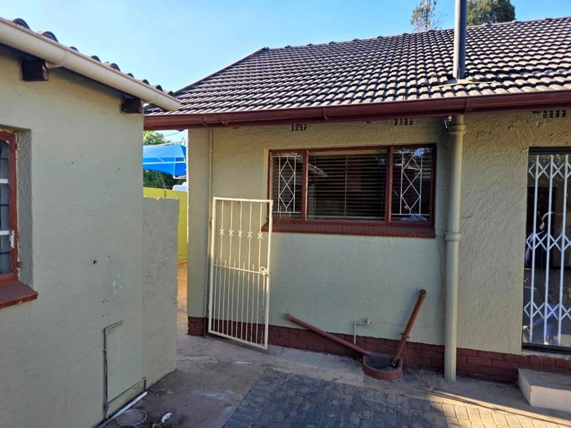 To Let 3 Bedroom Property for Rent in Kibler Park Gauteng
