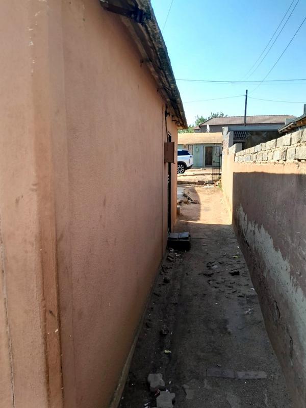 0 Bedroom Property for Sale in Jabavu Gauteng