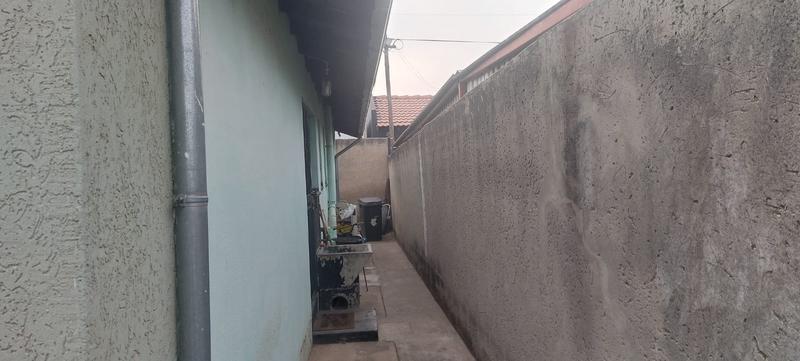 3 Bedroom Property for Sale in Pimville Gauteng