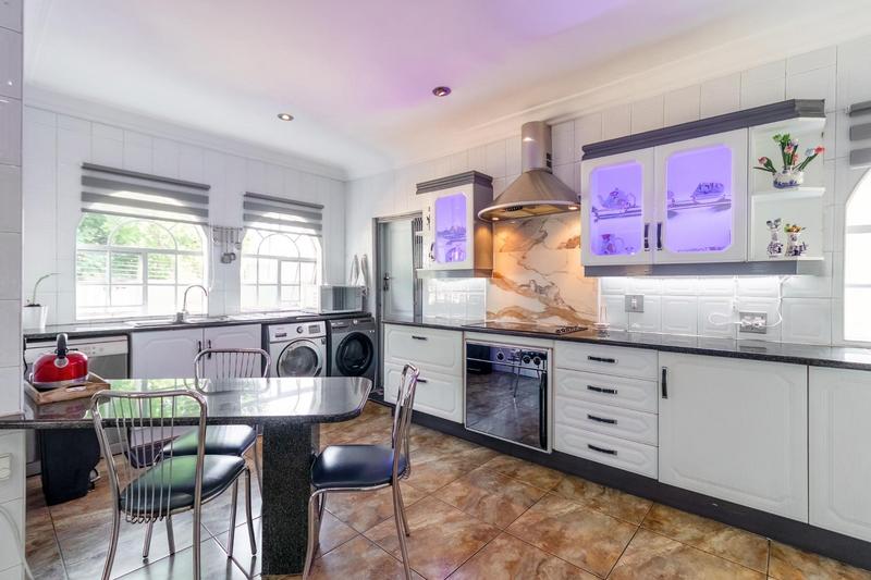 4 Bedroom Property for Sale in Bedfordview Gauteng