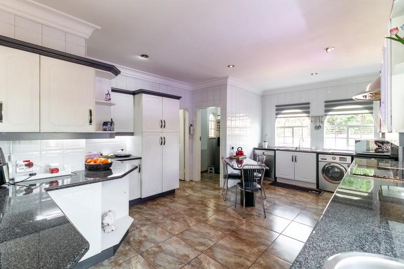 4 Bedroom Property for Sale in Bedfordview Gauteng