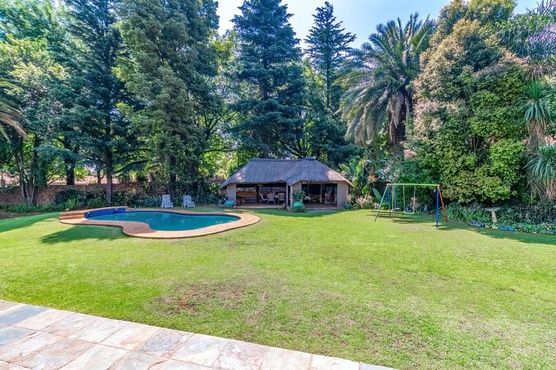 4 Bedroom Property for Sale in Bedfordview Gauteng