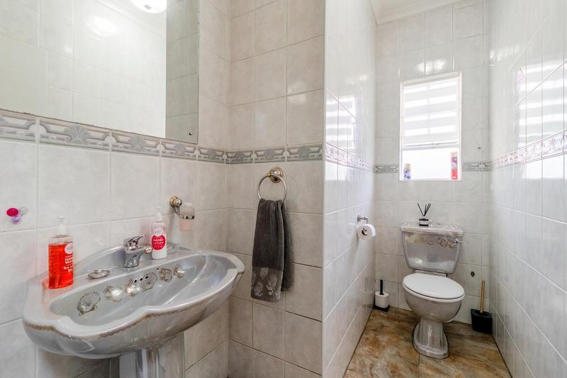 4 Bedroom Property for Sale in Bedfordview Gauteng