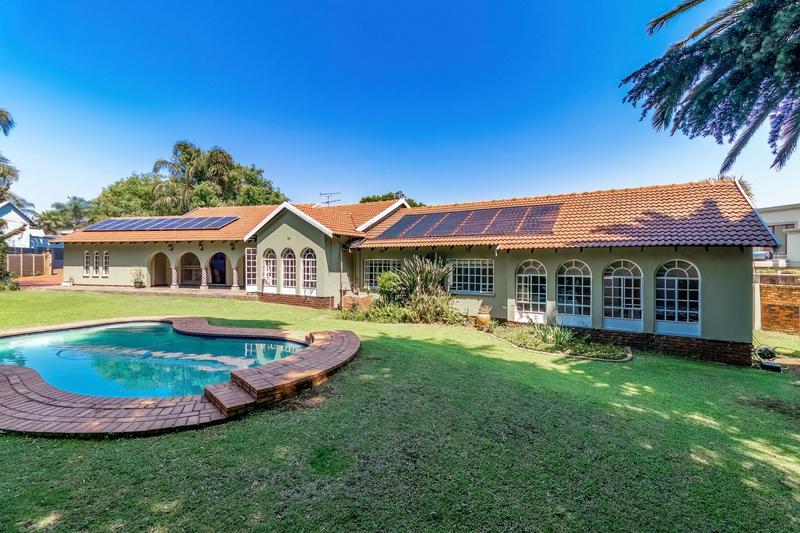 4 Bedroom Property for Sale in Bedfordview Gauteng