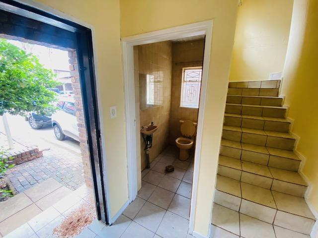 3 Bedroom Property for Sale in Clayville East Gauteng