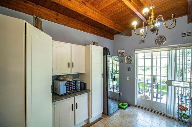 3 Bedroom Property for Sale in Glen Austin Gauteng