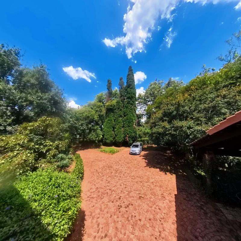 4 Bedroom Property for Sale in Glen Austin Gauteng