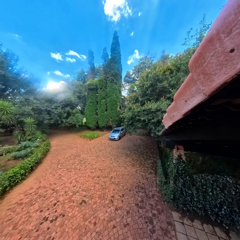 4 Bedroom Property for Sale in Glen Austin Gauteng