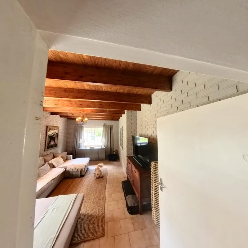 4 Bedroom Property for Sale in Glen Austin Gauteng