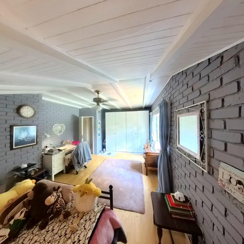 4 Bedroom Property for Sale in Glen Austin Gauteng