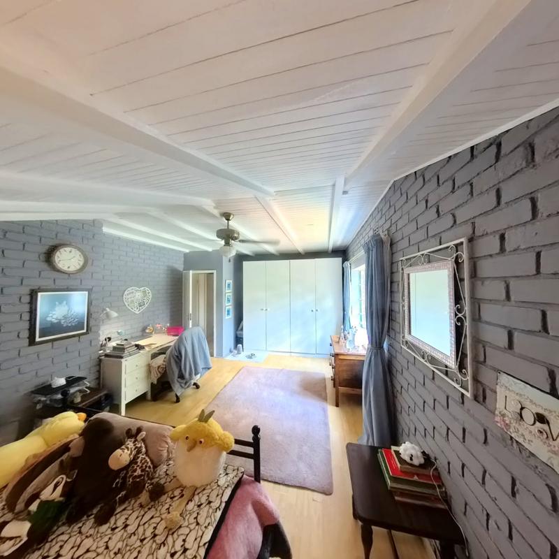 4 Bedroom Property for Sale in Glen Austin Gauteng