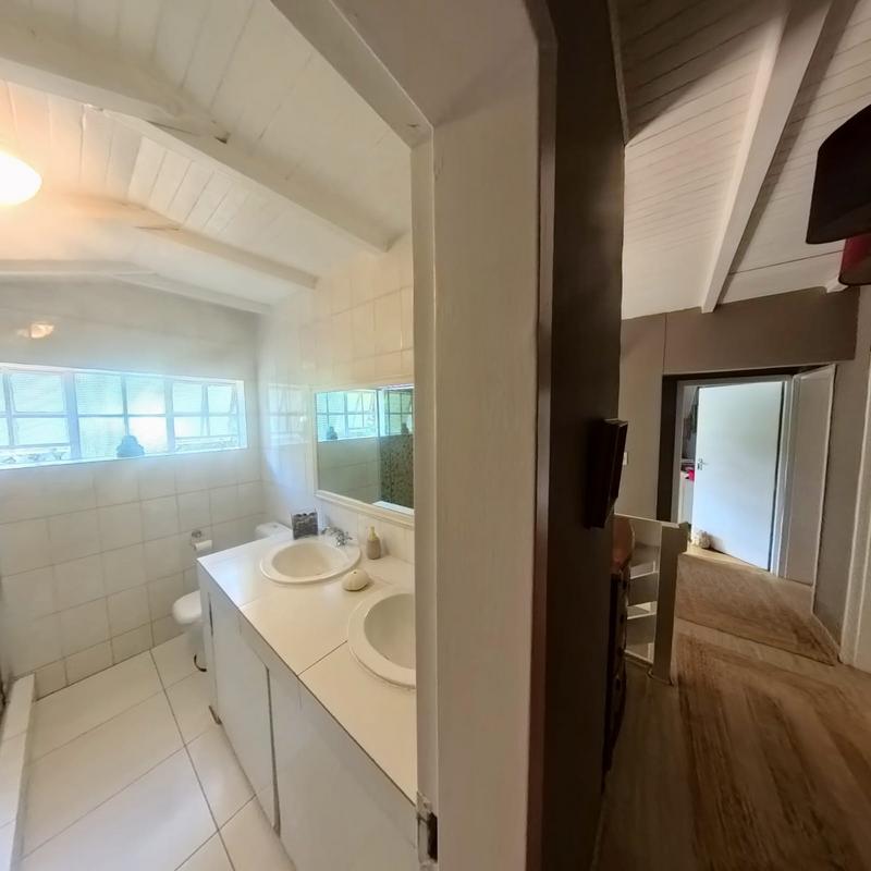 4 Bedroom Property for Sale in Glen Austin Gauteng