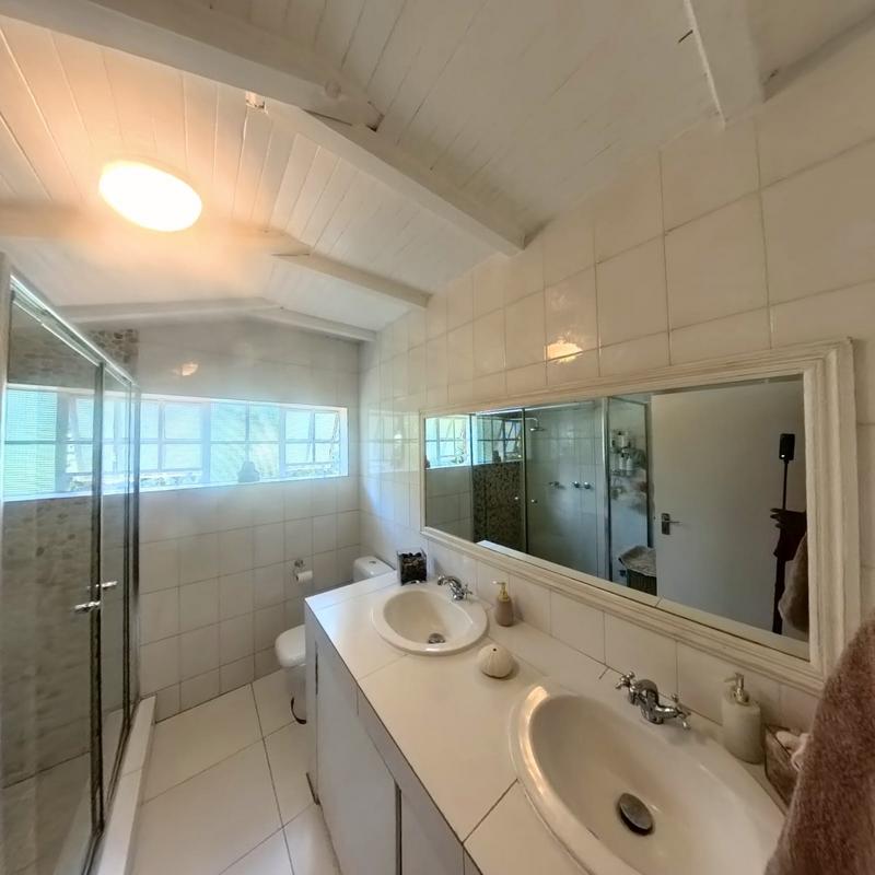 4 Bedroom Property for Sale in Glen Austin Gauteng