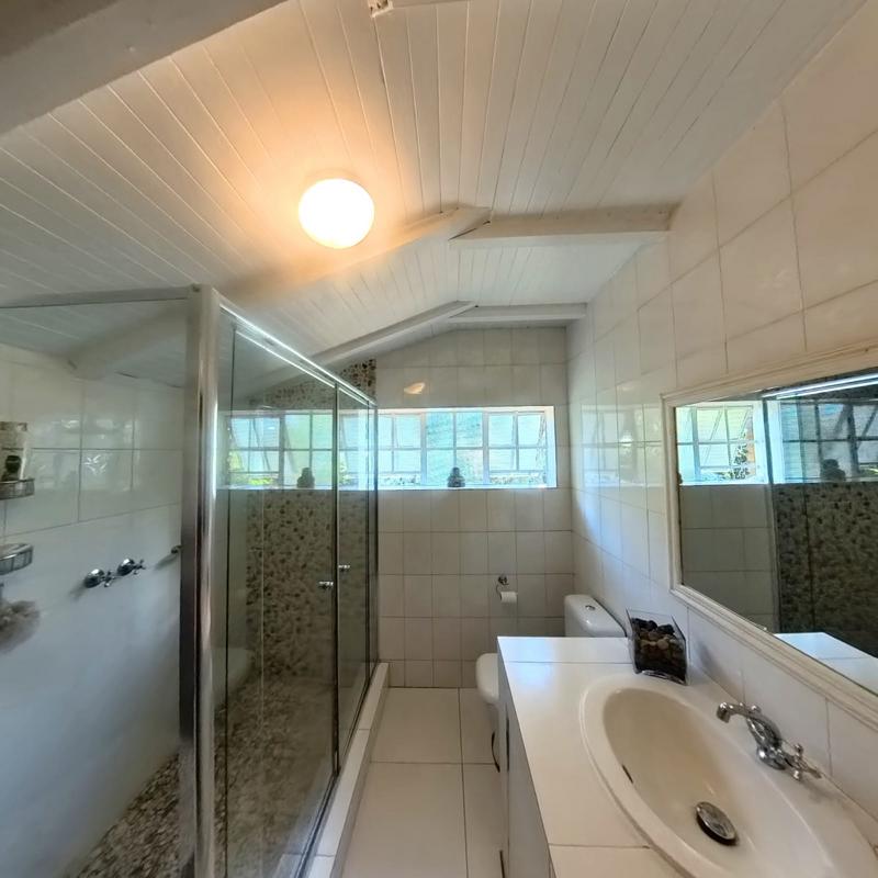 4 Bedroom Property for Sale in Glen Austin Gauteng