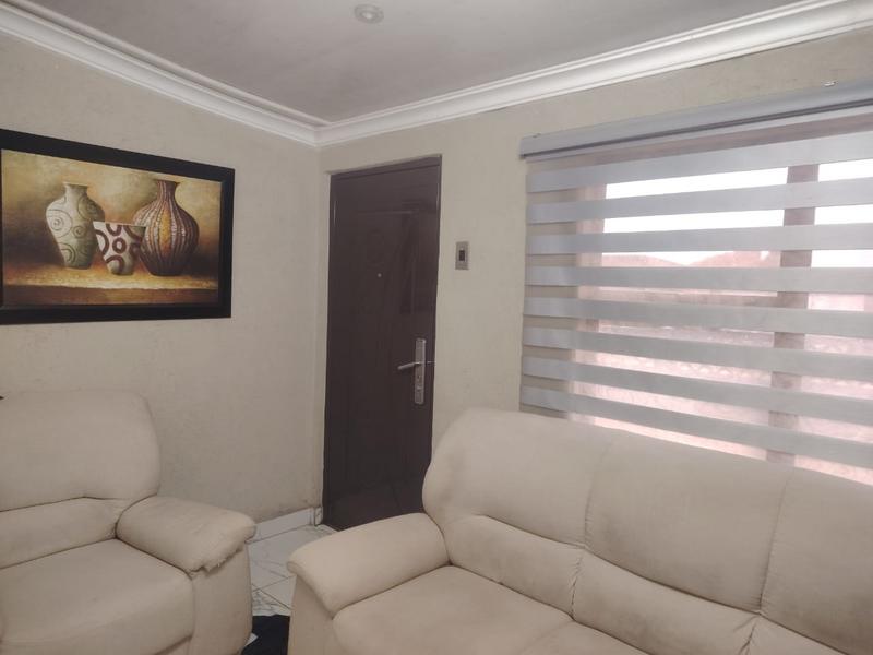 4 Bedroom Property for Sale in Vergenoeg Gauteng