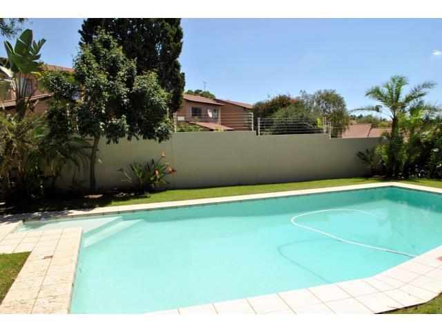 To Let 2 Bedroom Property for Rent in Rivonia Gauteng