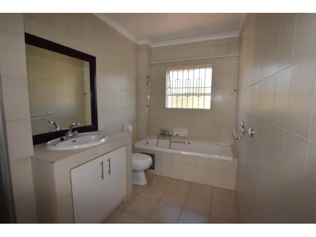 To Let 3 Bedroom Property for Rent in Rivonia Gauteng