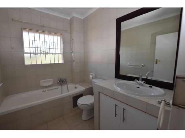 To Let 3 Bedroom Property for Rent in Rivonia Gauteng