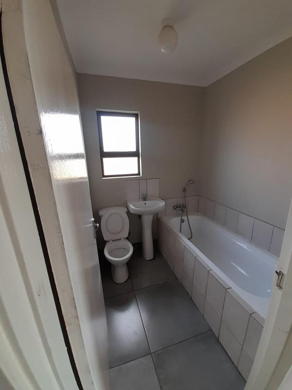 3 Bedroom Property for Sale in Dawn Park Gauteng