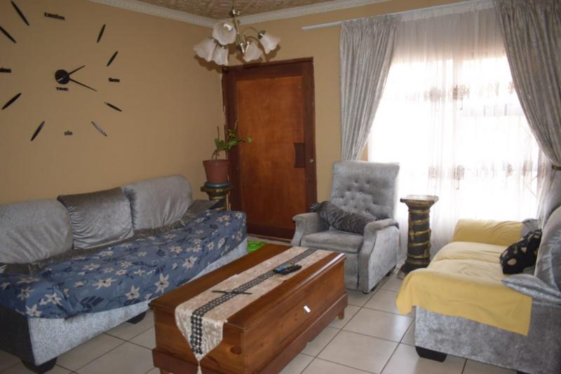 3 Bedroom Property for Sale in Dawn Park Gauteng