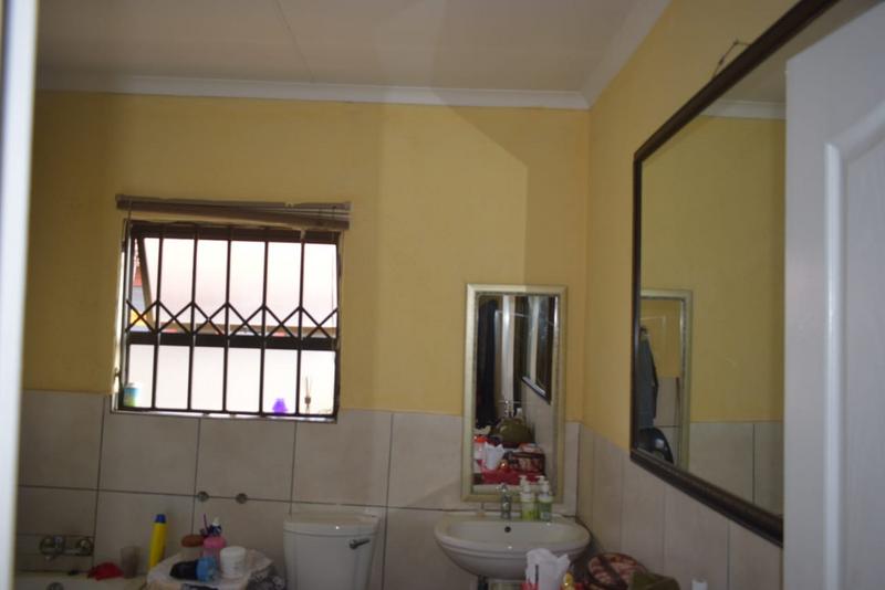 3 Bedroom Property for Sale in Dawn Park Gauteng