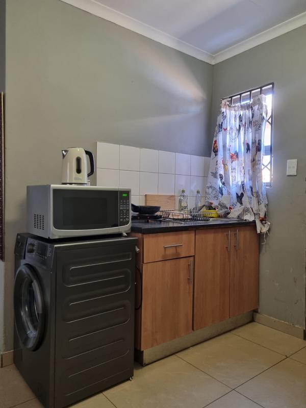 2 Bedroom Property for Sale in Windmill Park Gauteng