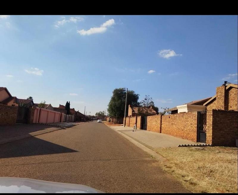 0 Bedroom Property for Sale in Spruit View Gauteng