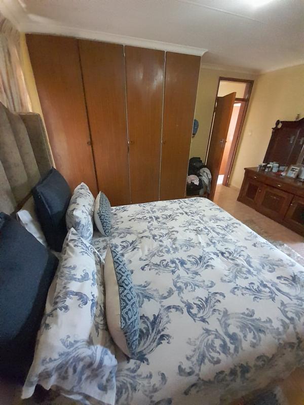3 Bedroom Property for Sale in Dersley Gauteng