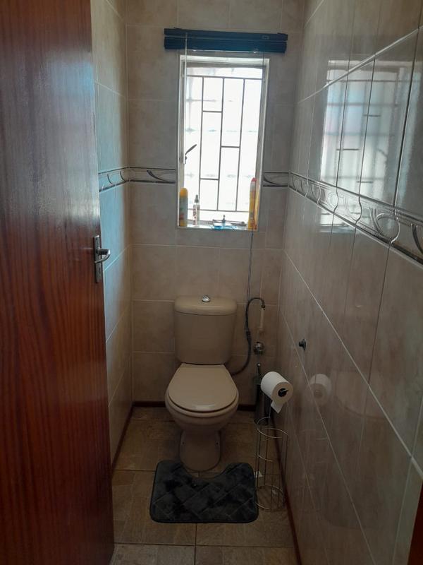 3 Bedroom Property for Sale in Dersley Gauteng