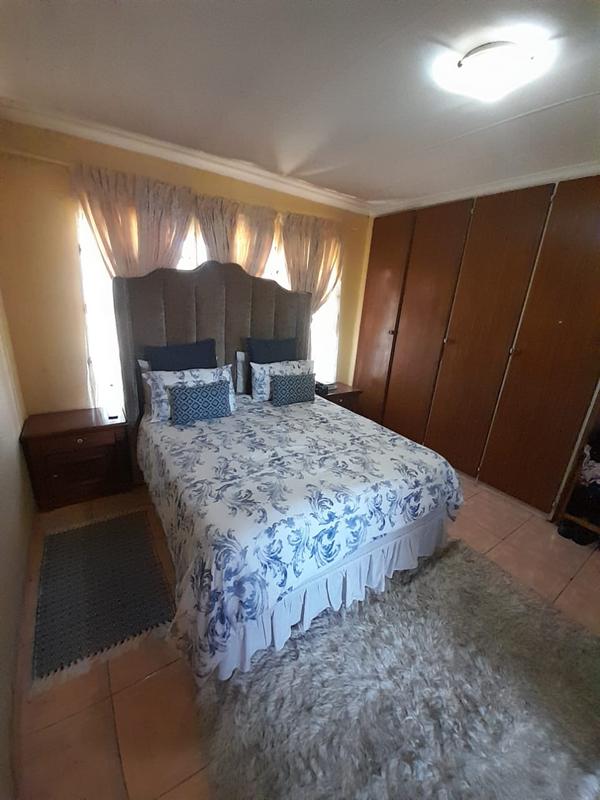3 Bedroom Property for Sale in Dersley Gauteng
