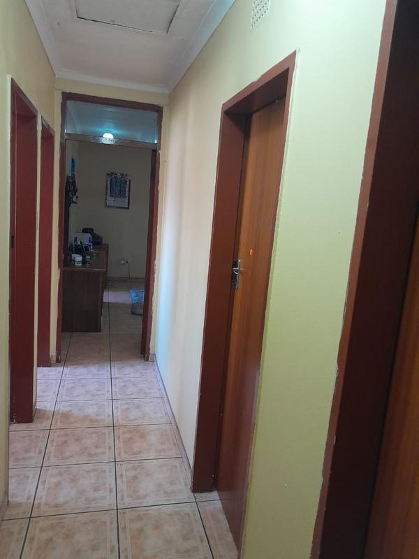 3 Bedroom Property for Sale in Dersley Gauteng