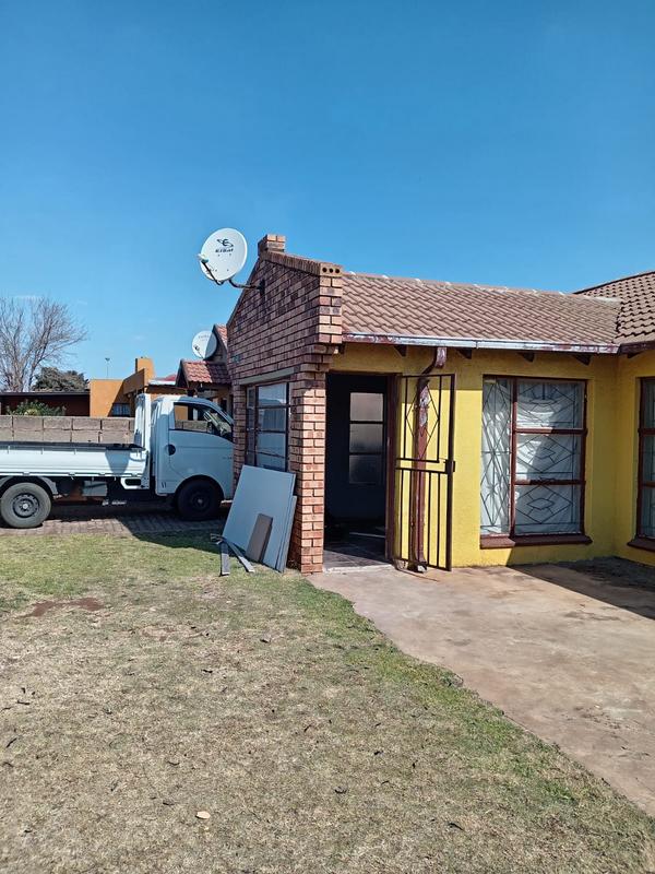 3 Bedroom Property for Sale in Vosloorus Gauteng