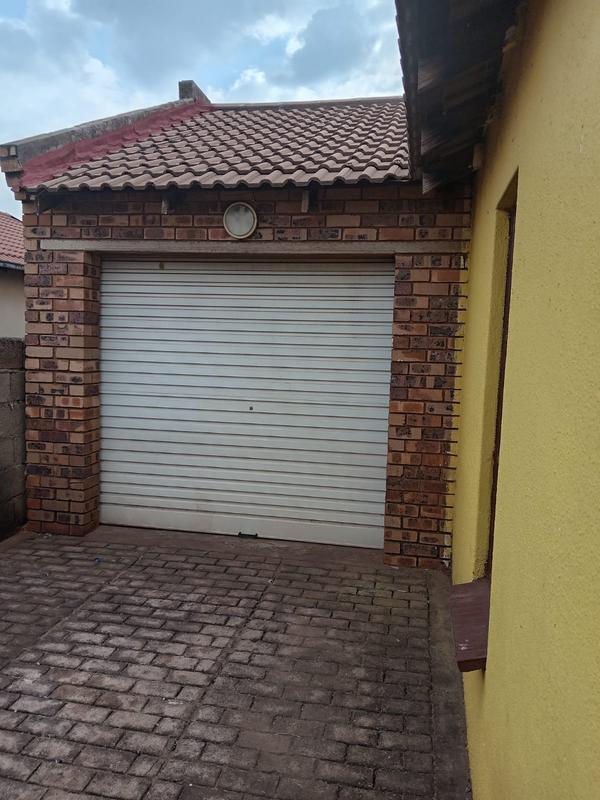 3 Bedroom Property for Sale in Vosloorus Gauteng